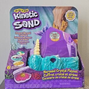 Kinetic Sand, Mermaid Crystal Playset, with Tools and Storage NWT
